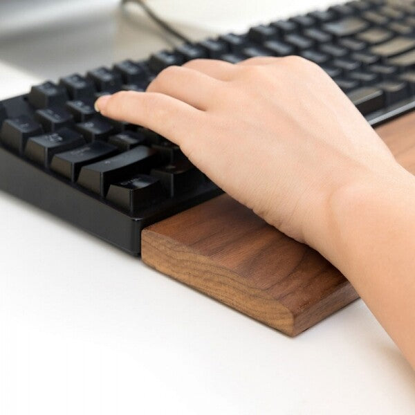 Nuae Wood Palm Rest